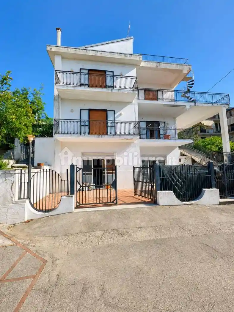 Villa in vendita a Eboli