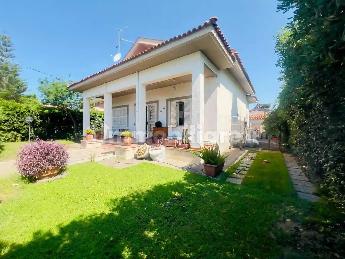 Villa - foto 2