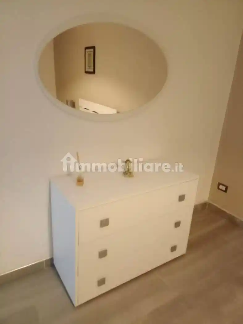 Palazzo - Edificio in affitto a Caltanissetta