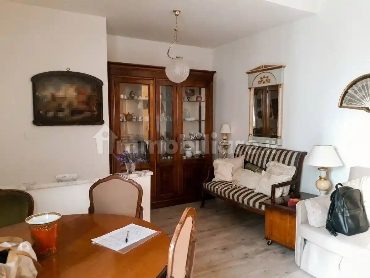 Appartamento in affitto a Napoli