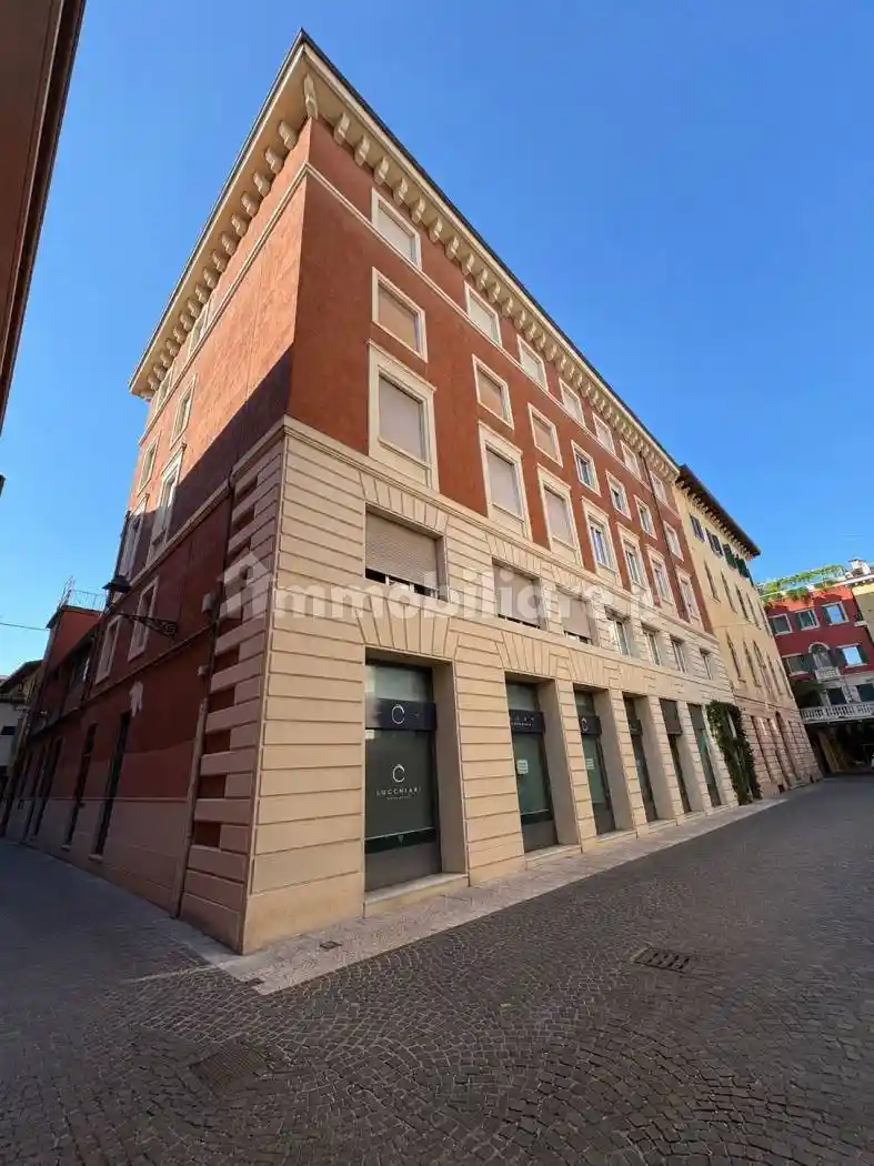 Appartamento in vendita a Verona