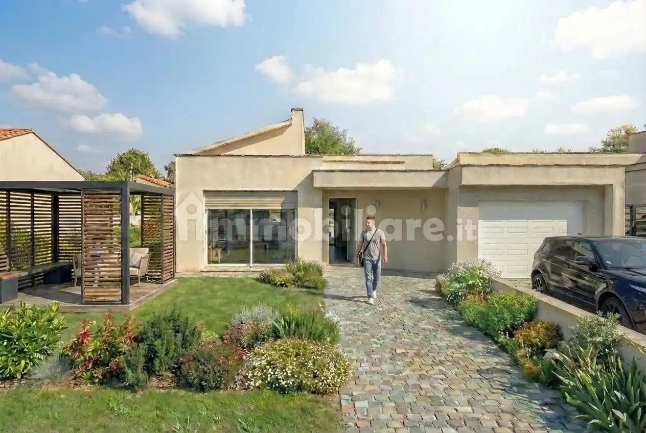 Villa in vendita a Pistoia
