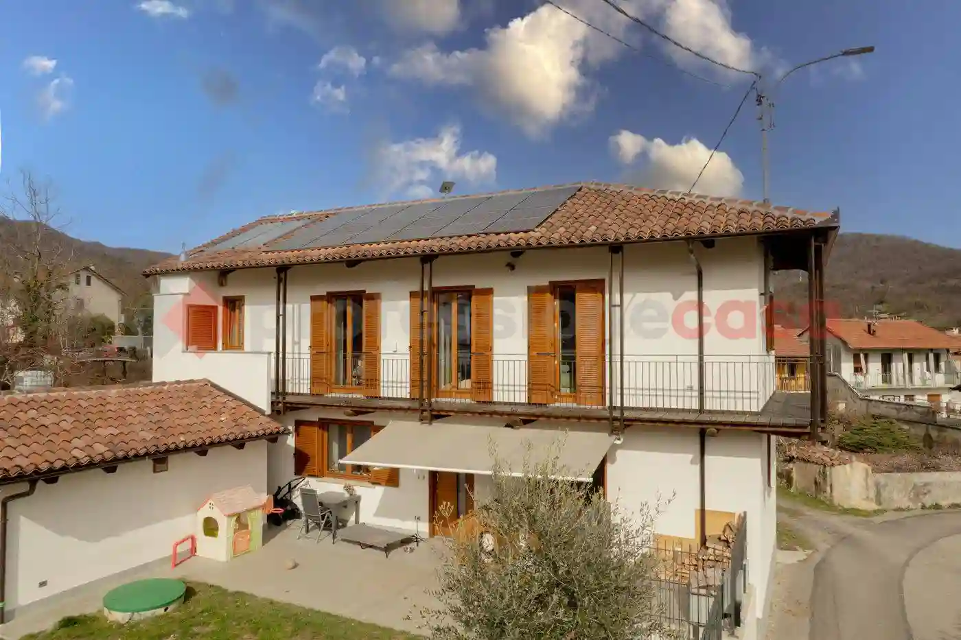 Villa - foto 2
