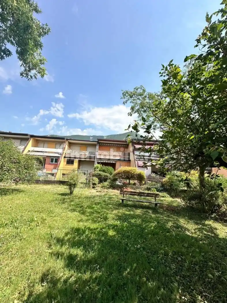 Villetta a schiera in vendita a Nave
