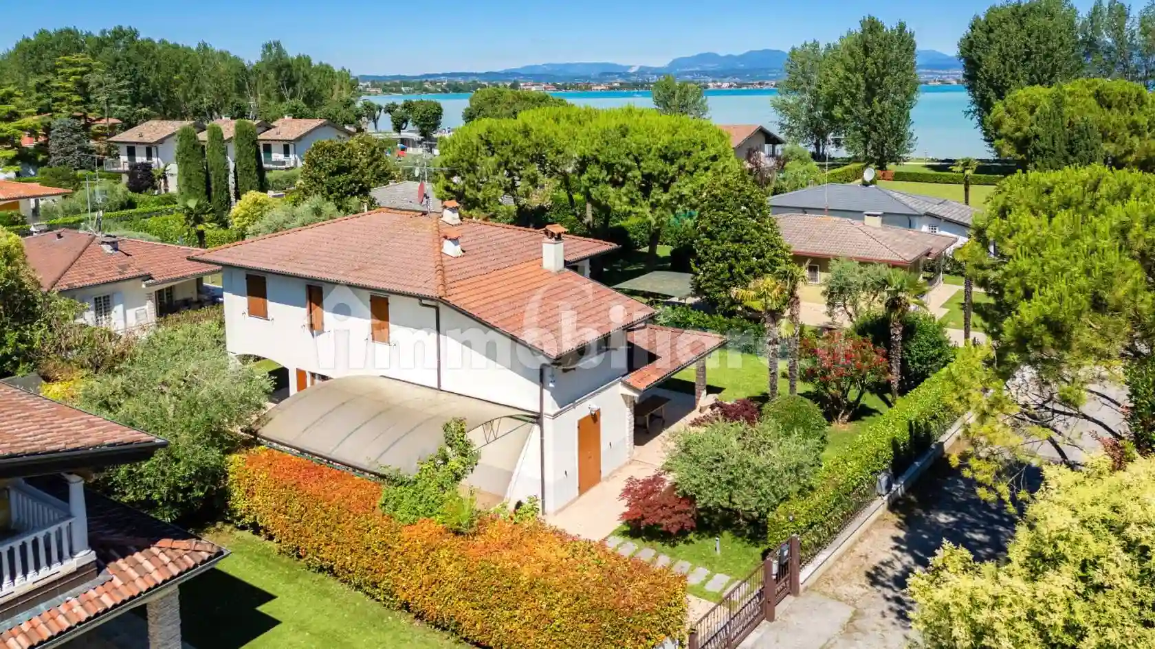 Villa - foto 2