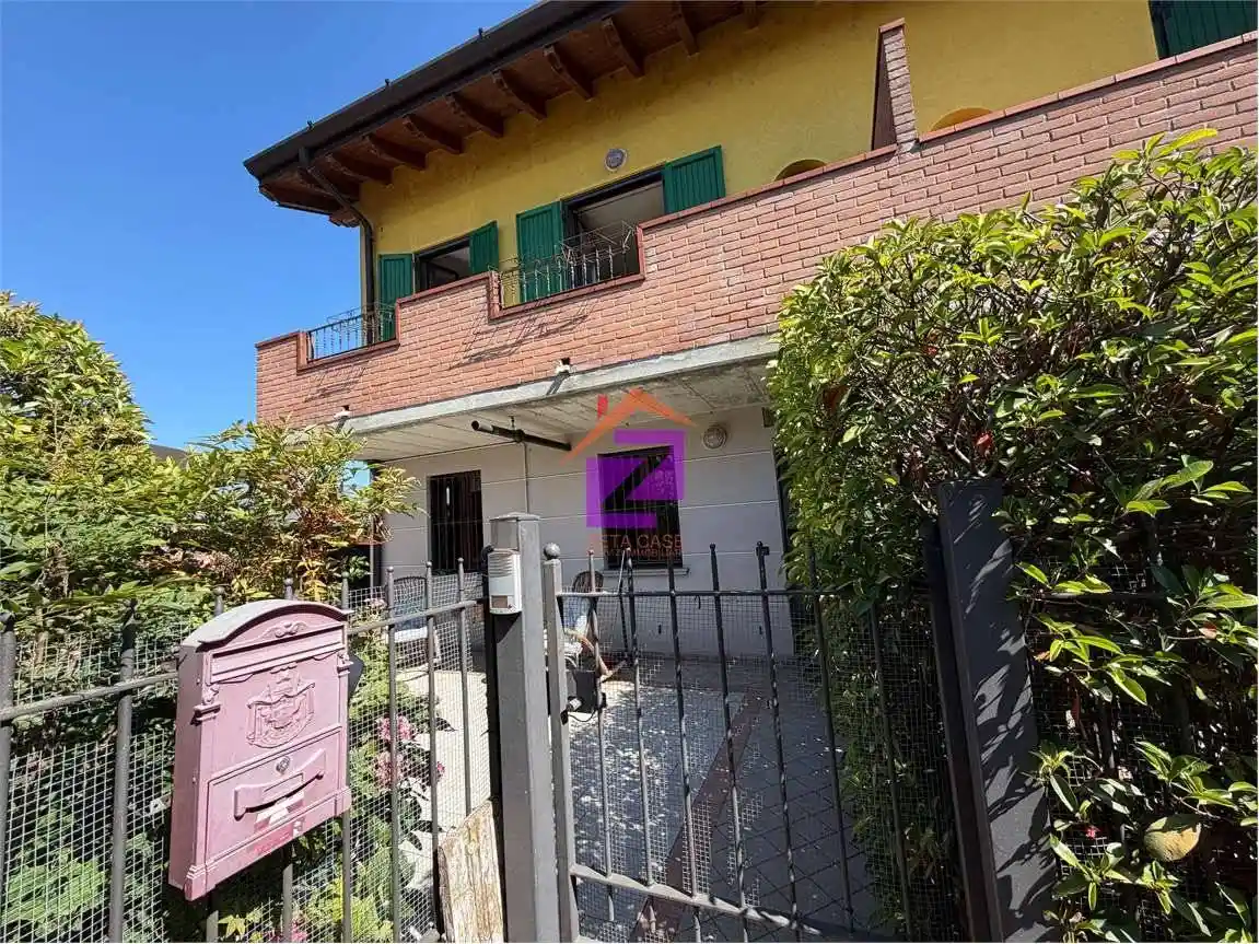 Villetta a schiera in vendita a Villachiara