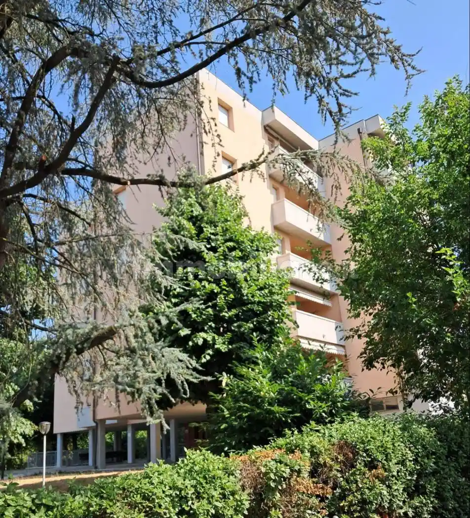 Palazzo - Edificio in vendita a Valsamoggia