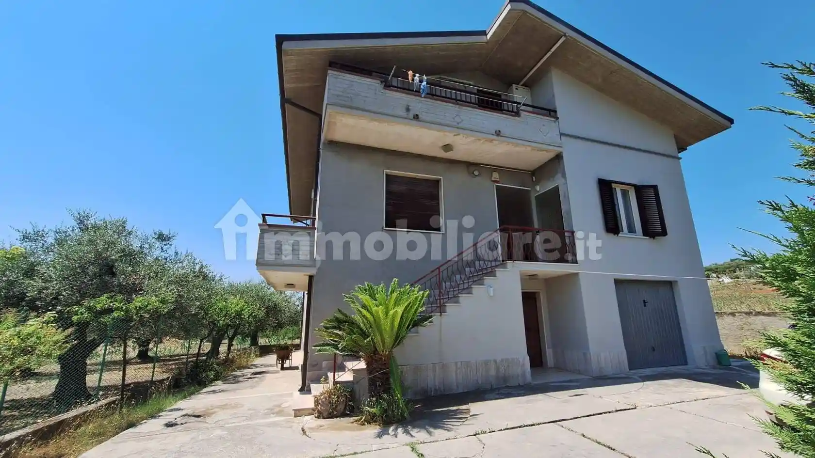 Villa in vendita a Cappelle sul Tavo