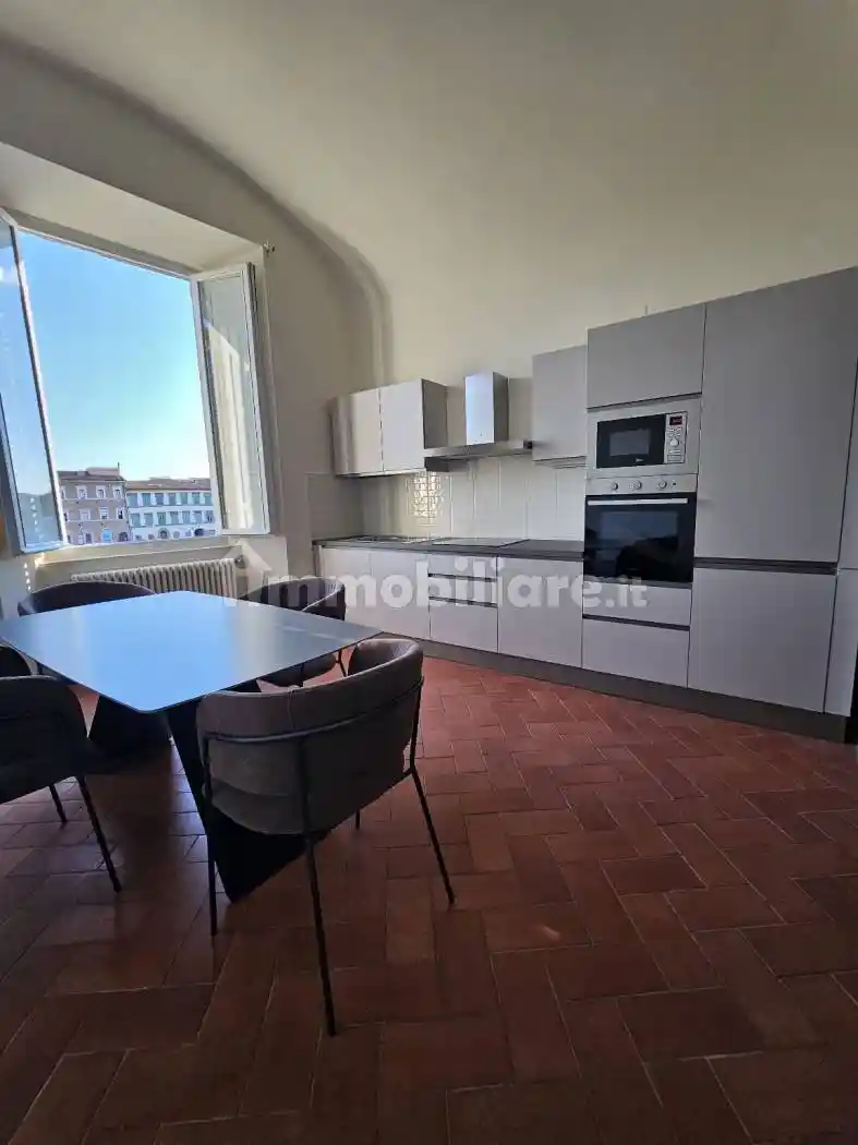 Appartamento in affitto a Pisa