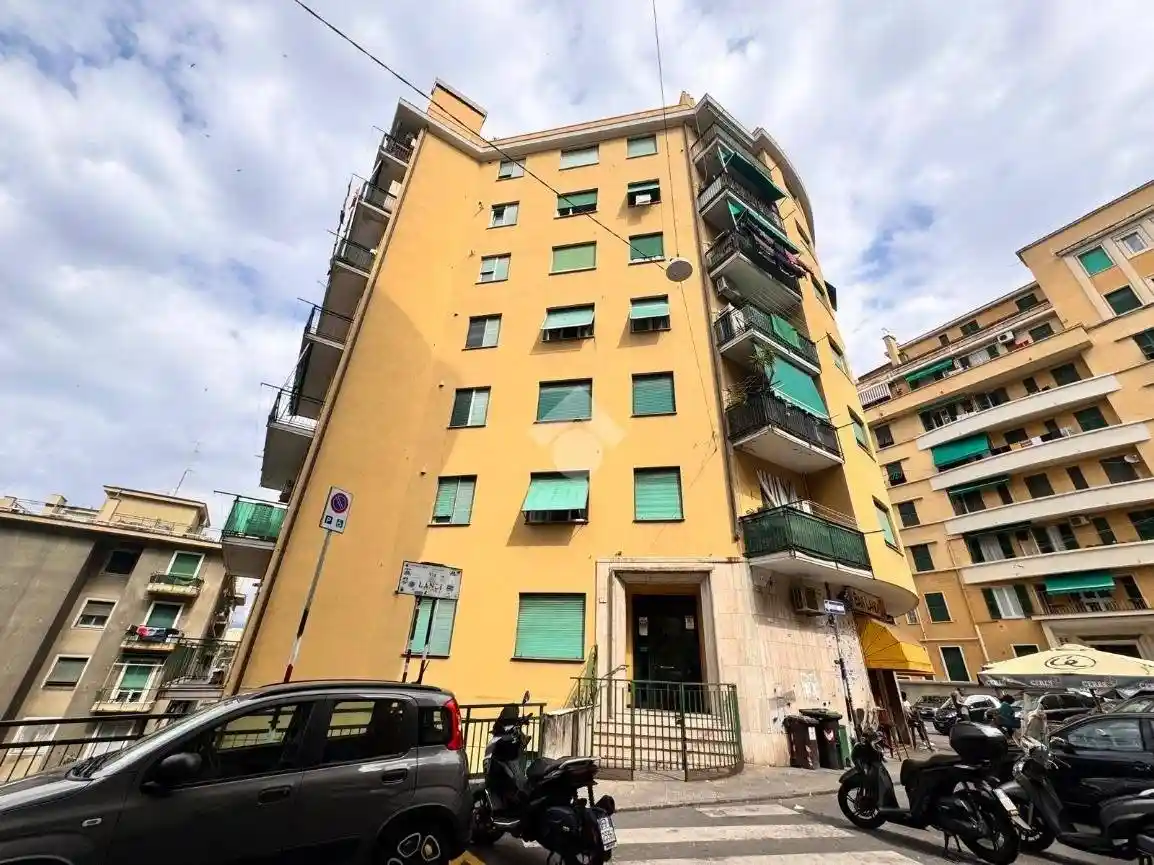 Appartamento in vendita a Genova