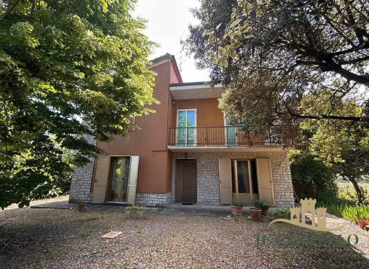 Casa indipendente in vendita a Castiglione del Lago