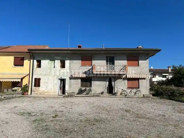 Casa indipendente in vendita a Castello di Godego