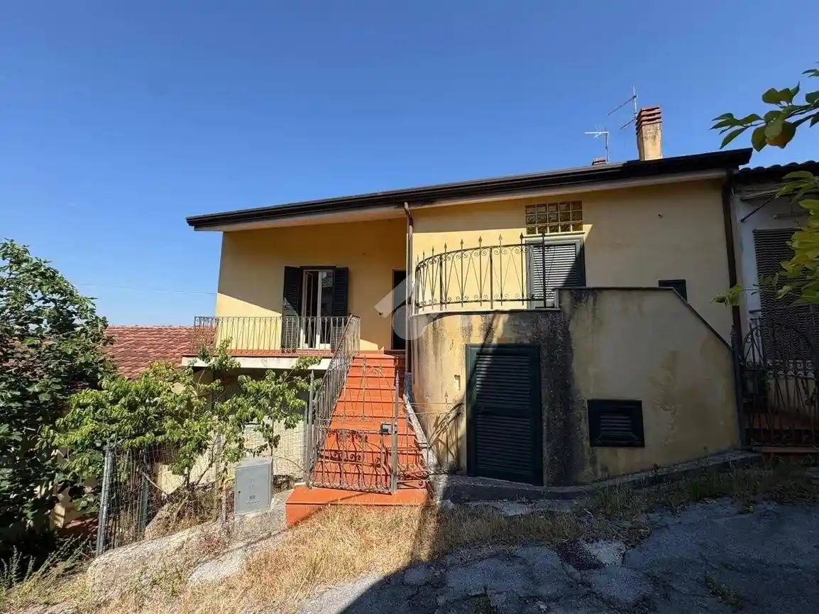 Casa indipendente in vendita a Fontana Liri