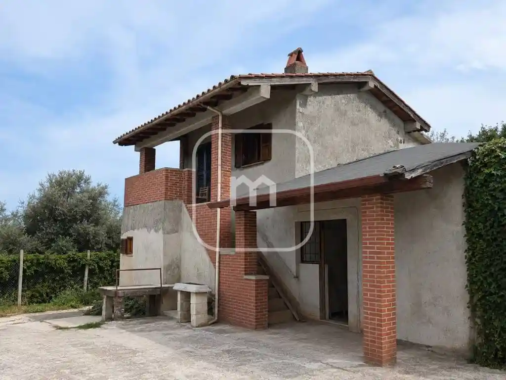 Villa in vendita a Zagarolo