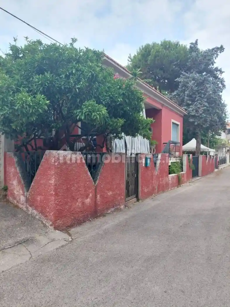 Villa in vendita a Montesilvano