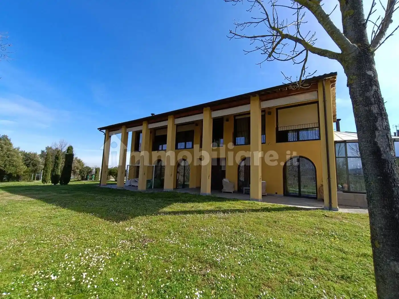Villa in vendita a Forlì