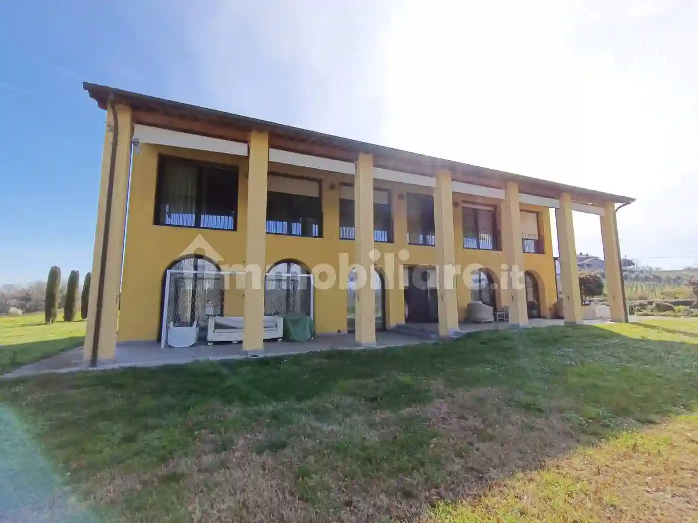 Villa - foto 2
