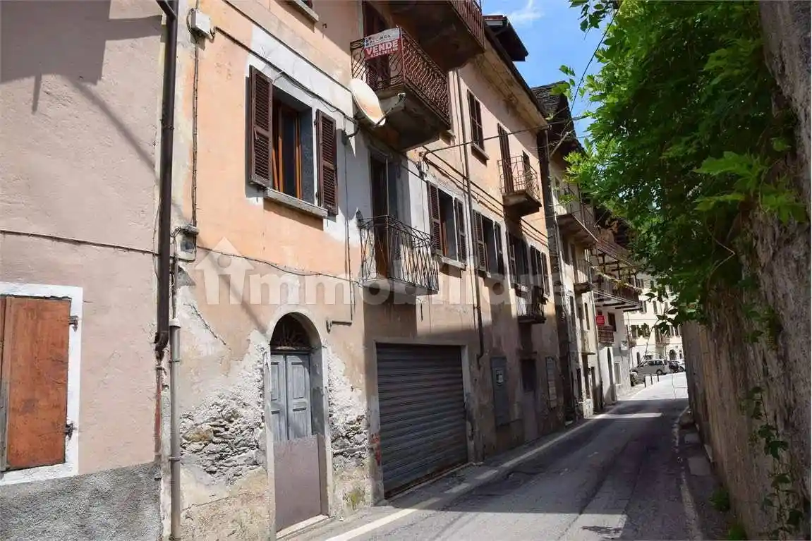 Casa indipendente in vendita a Bannio Anzino