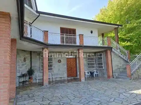 Villa in vendita a Castelletto d'Orba