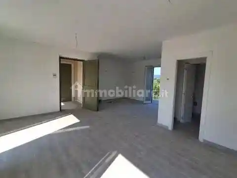 Appartamento in vendita a Carrara