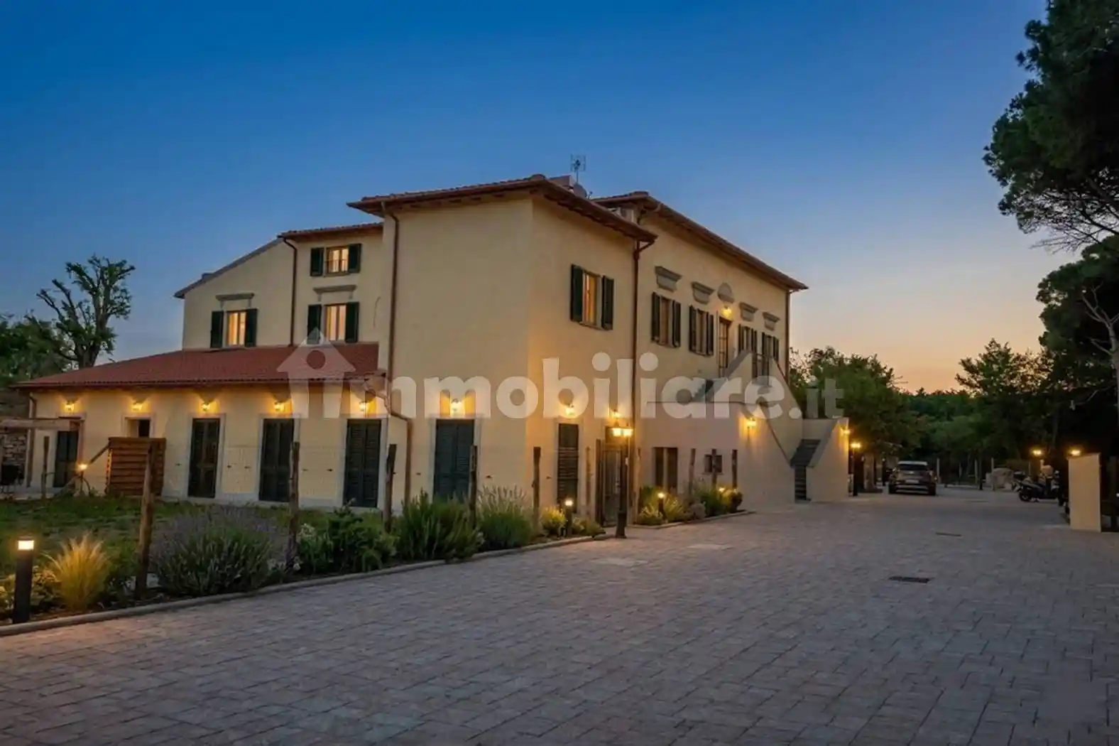 Appartamento in vendita a Livorno