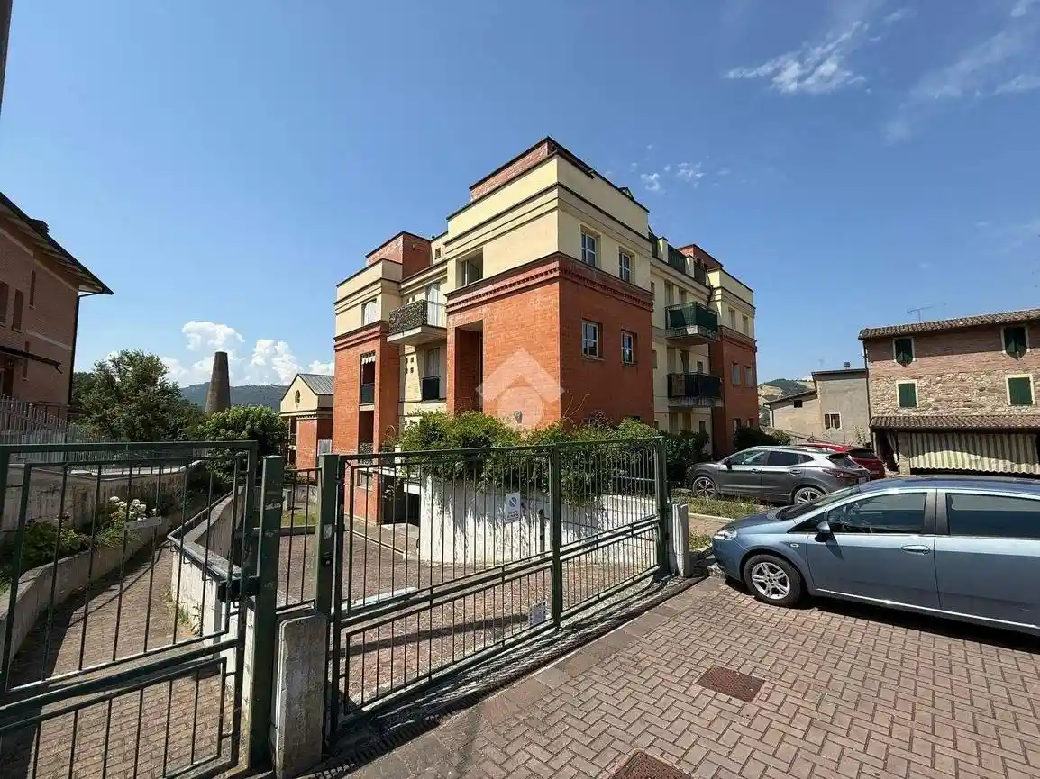 Appartamento in vendita a Canossa