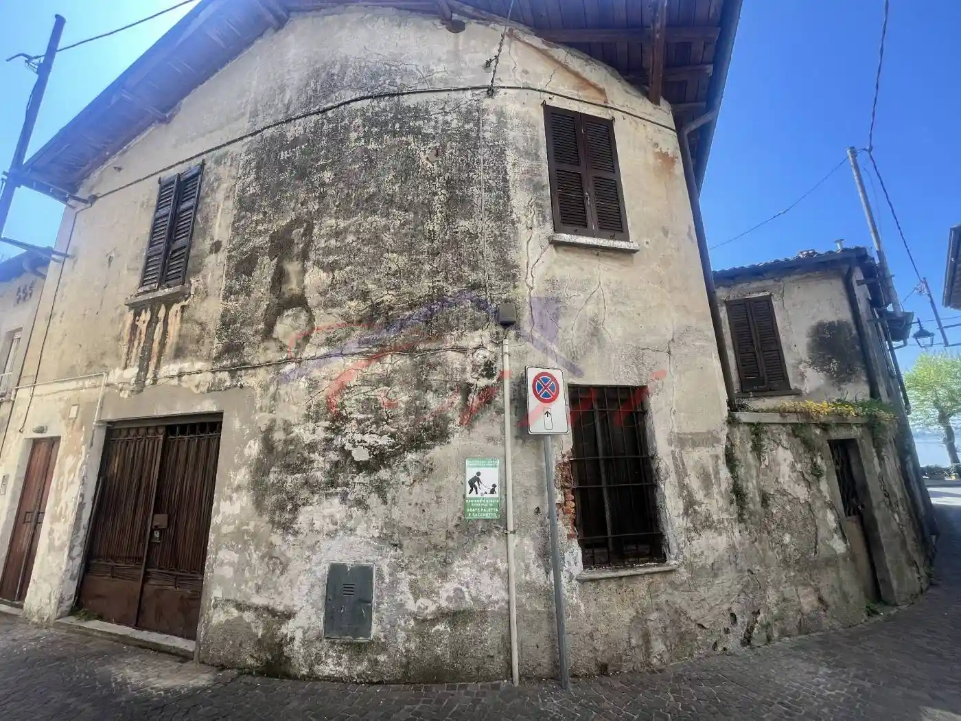 Casa indipendente in vendita a Pusiano