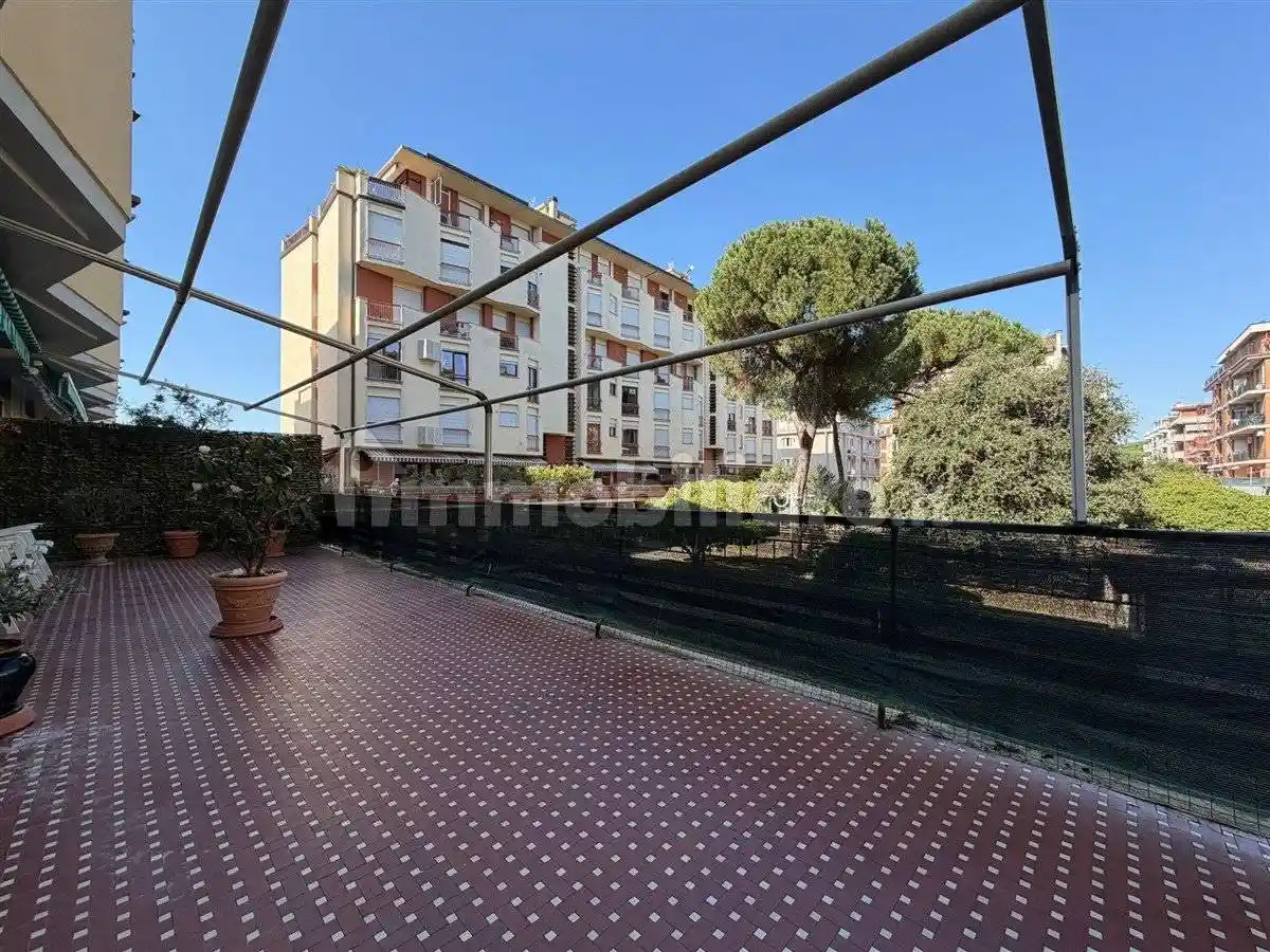 Appartamento in vendita a Massa