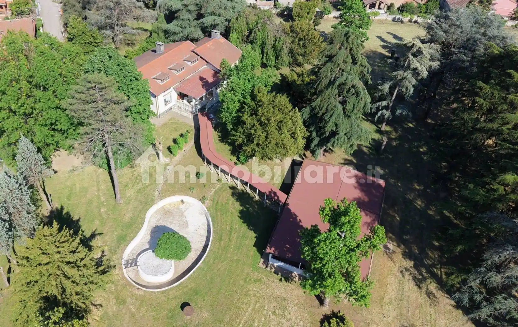 Villa in vendita a Valenza