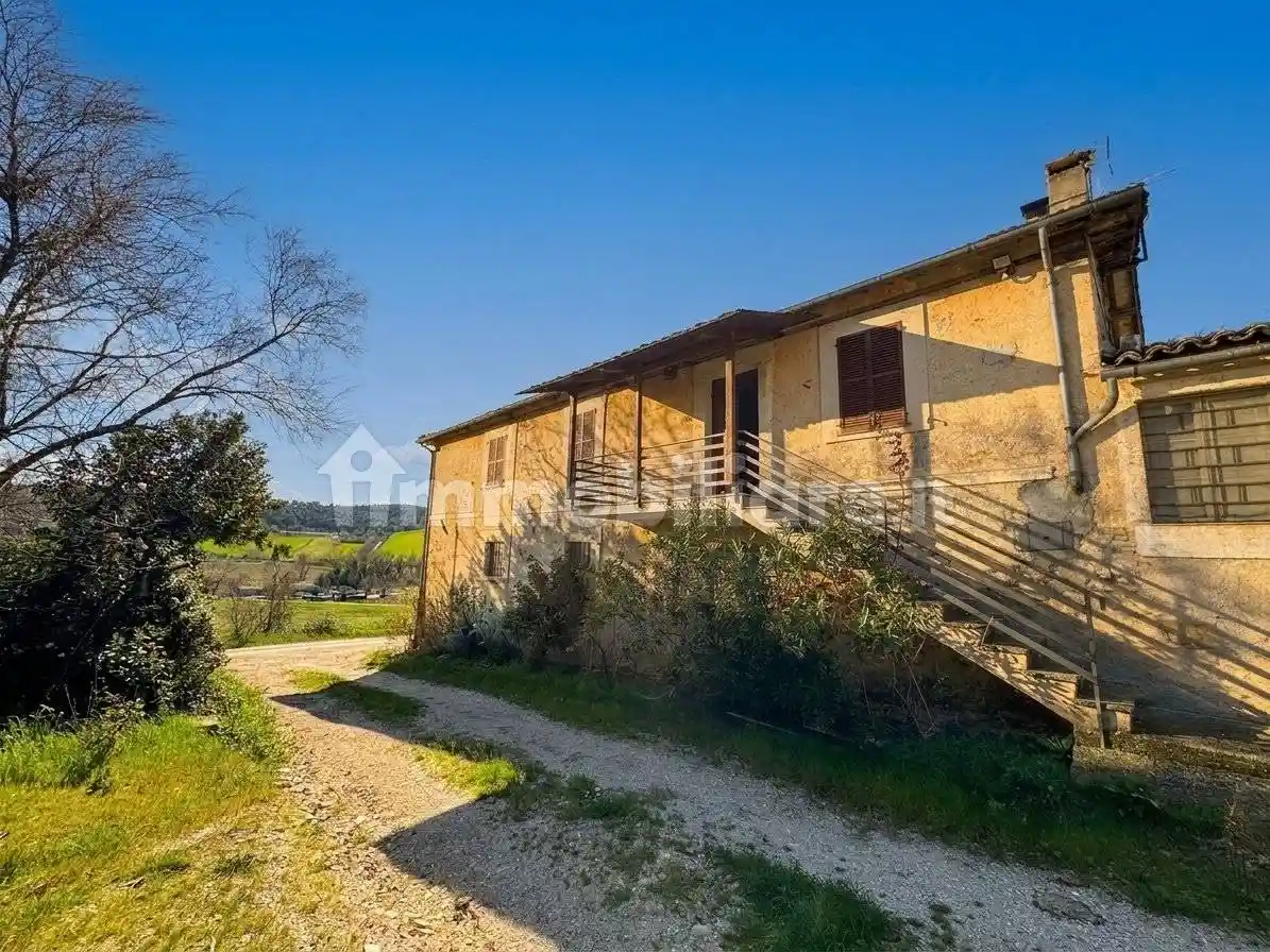 Rustico - Casale in vendita a Spoleto