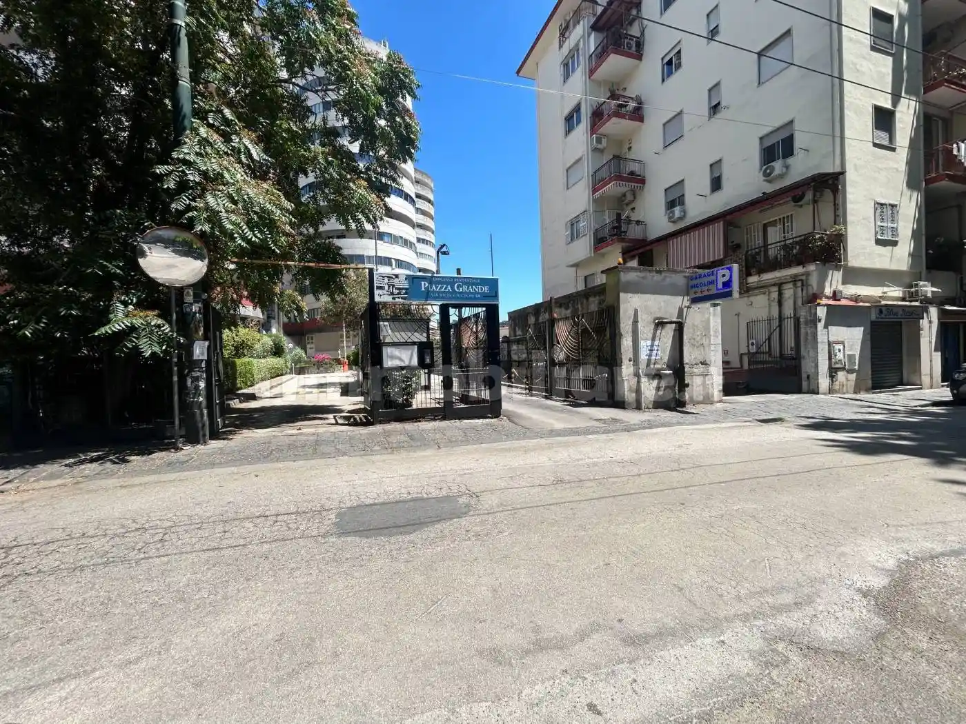 Appartamento in vendita a Napoli