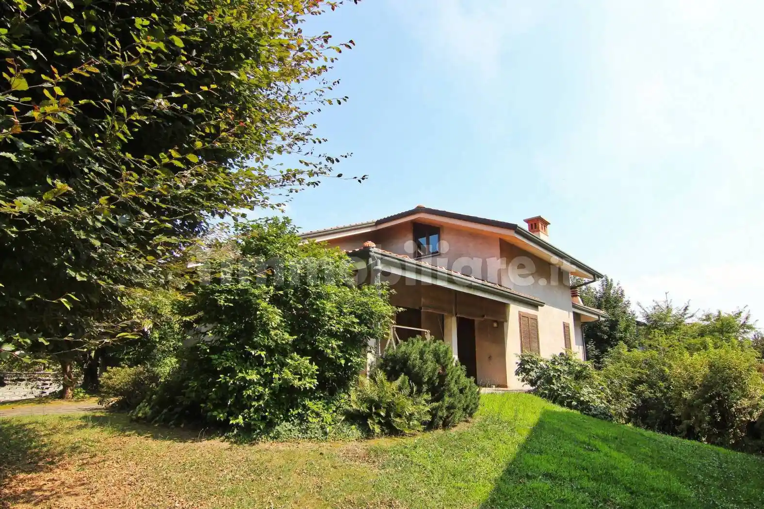 Villa in vendita a Cogliate