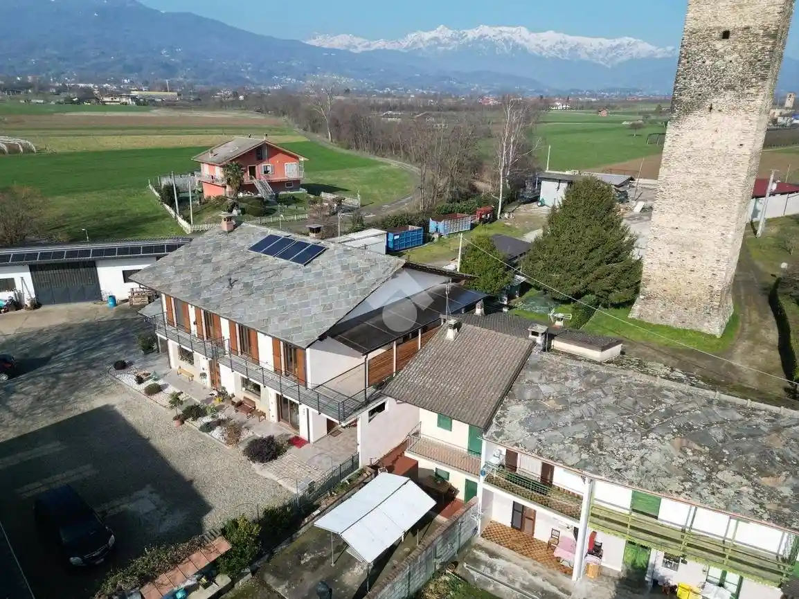 Casa indipendente in vendita a Bagnolo Piemonte