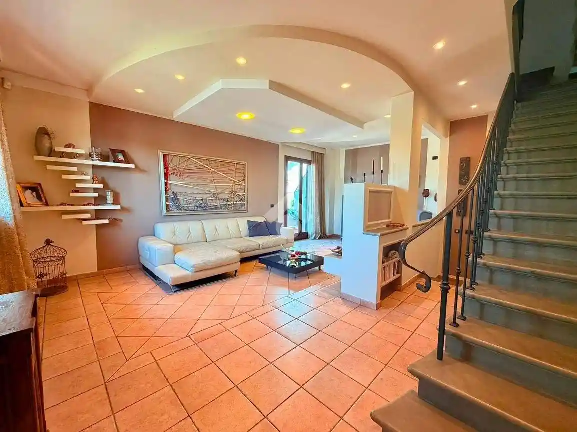 Casa indipendente in vendita a Montemurlo