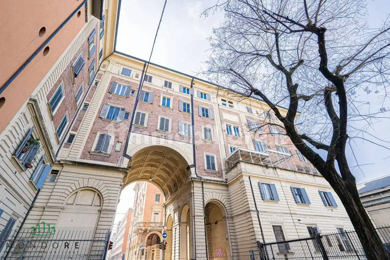Appartamento in vendita a Bologna
