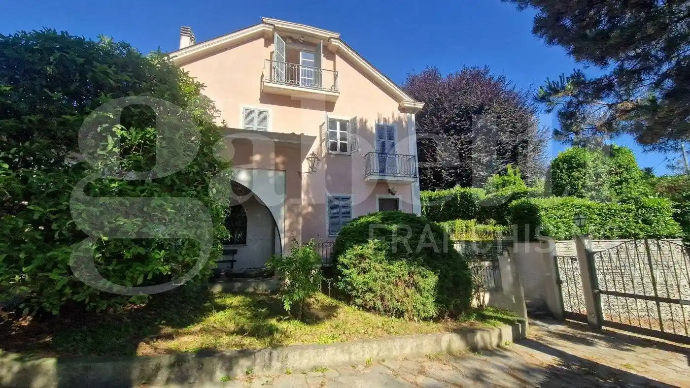 Villa in vendita a Pino Torinese