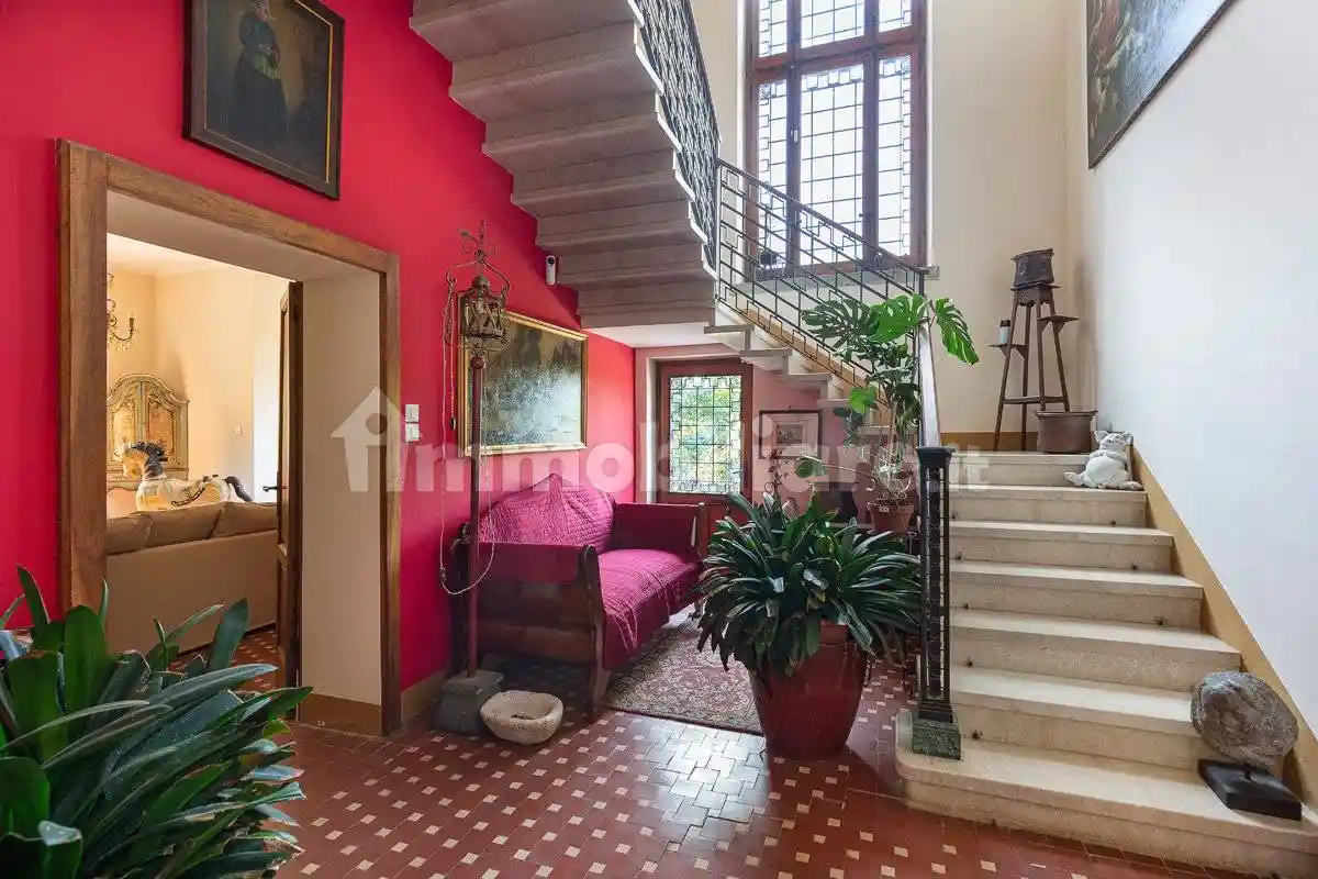 Villa in vendita a Santa Maria della Versa