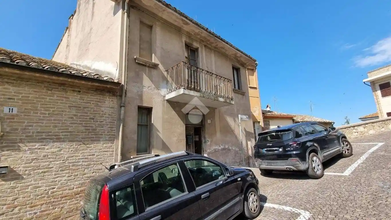 Casa indipendente in vendita a Monsampolo del Tronto