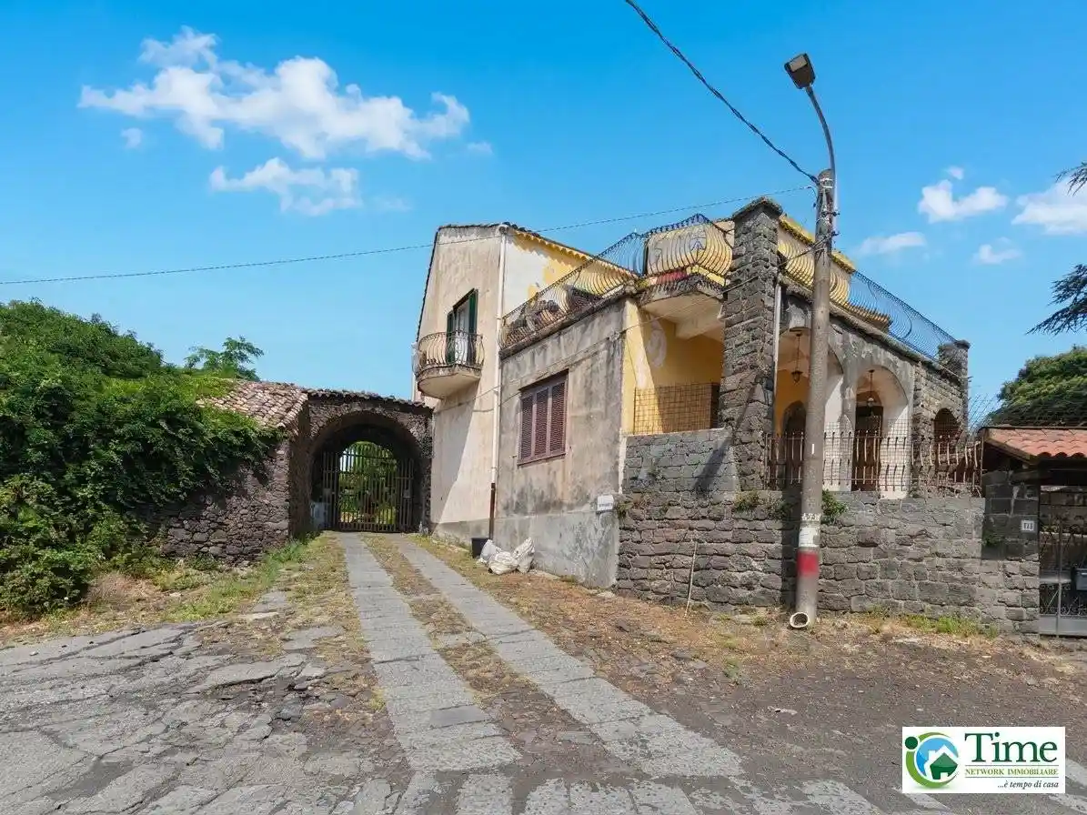 Villa in affitto a Pedara