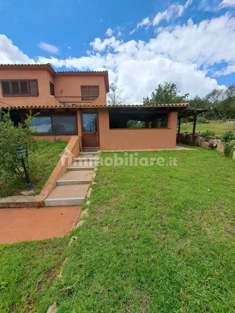 Villetta a schiera in vendita a Olbia