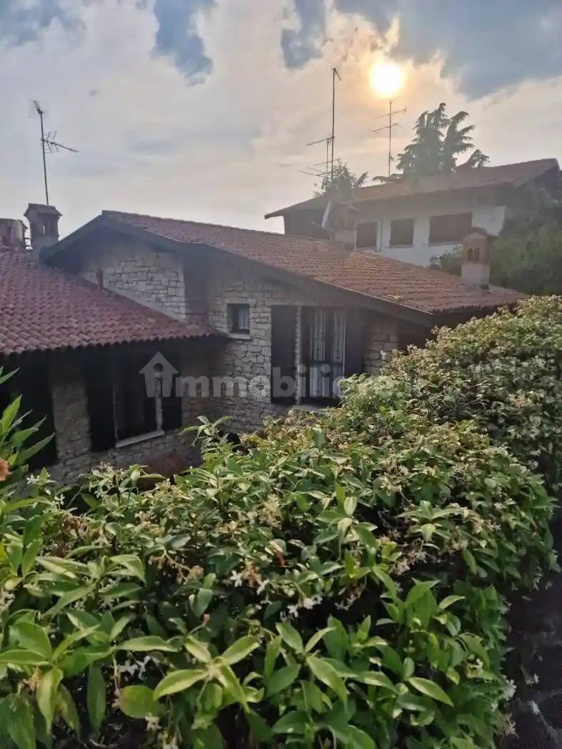Villa in affitto a Brescia