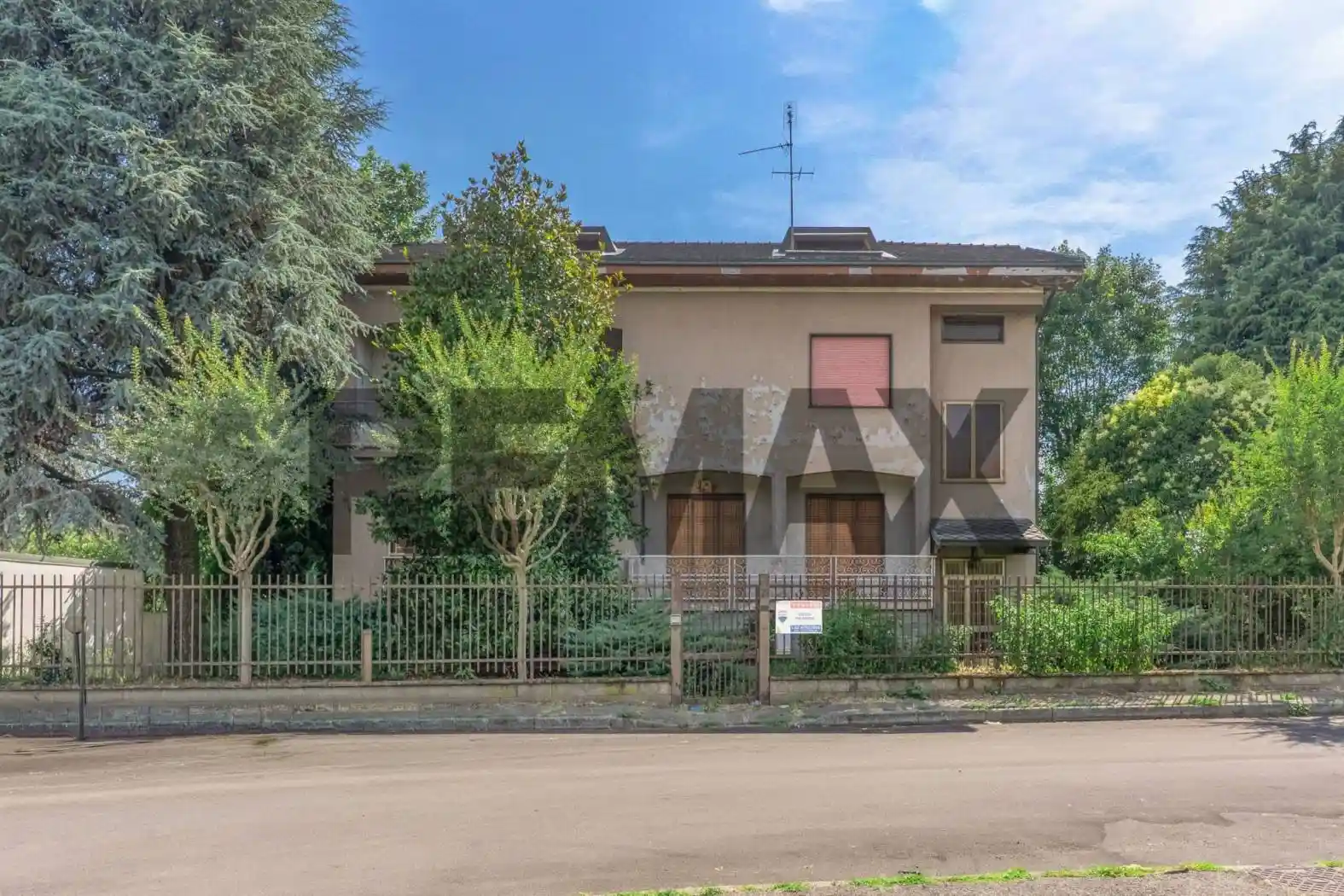 Casa indipendente in vendita a Rho