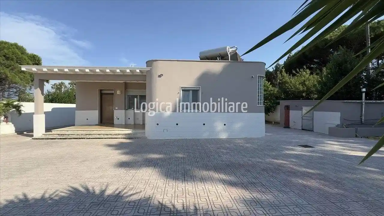 Villa in vendita a San Pietro Vernotico