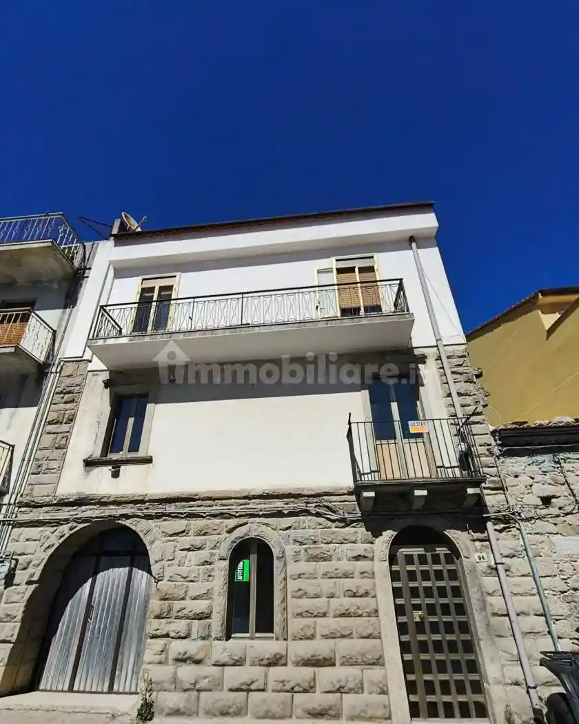 Appartamento in vendita a Montalbano Elicona