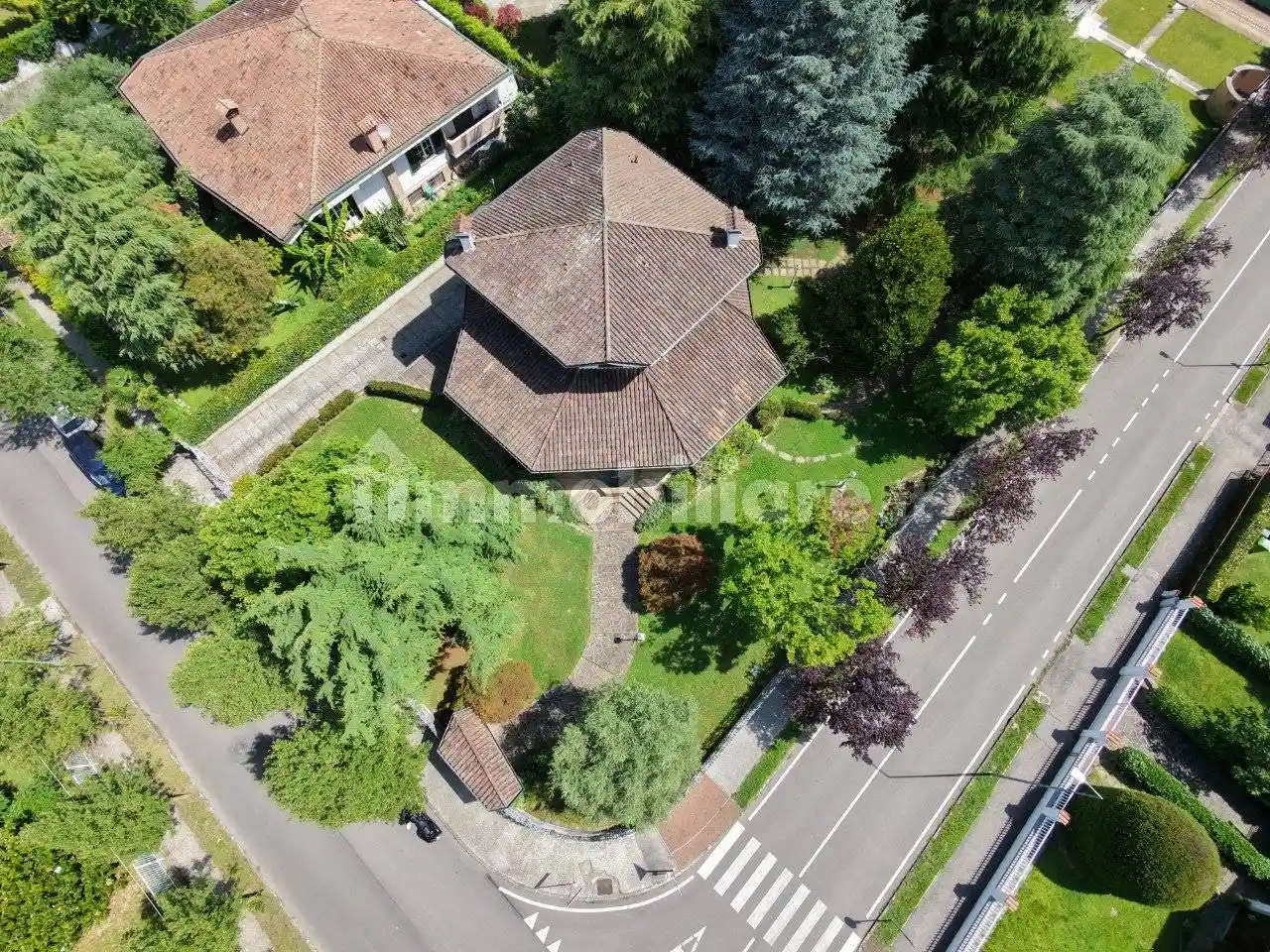 Villa in vendita a Selvazzano Dentro