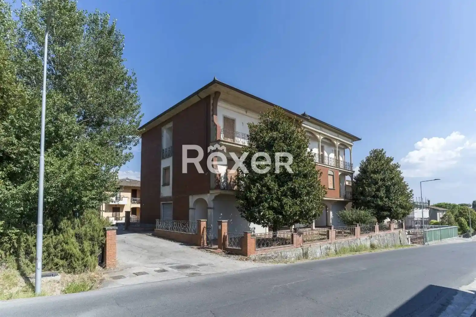 Casa indipendente in vendita a Marciano della Chiana