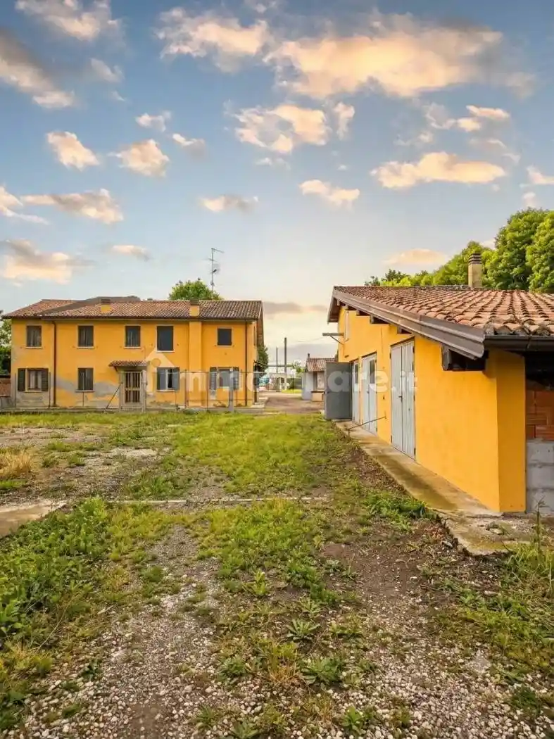 Casa indipendente in vendita a San Felice sul Panaro