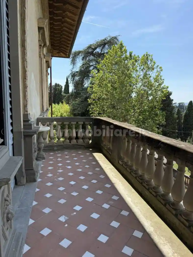 Appartamento in affitto a Fiesole