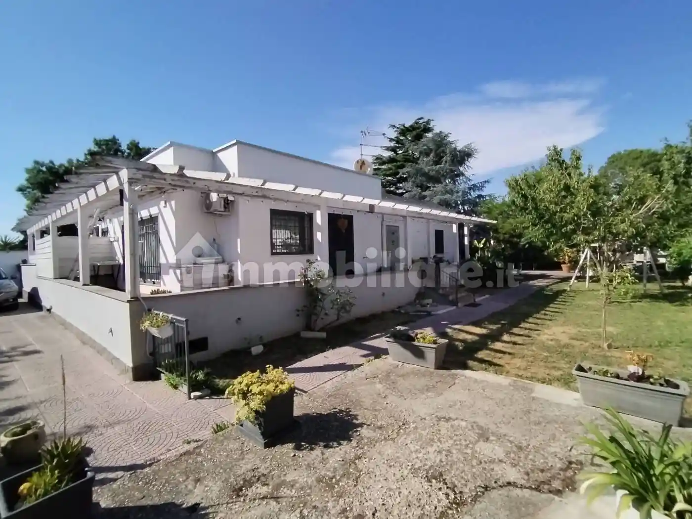 Casa indipendente in vendita a Roma