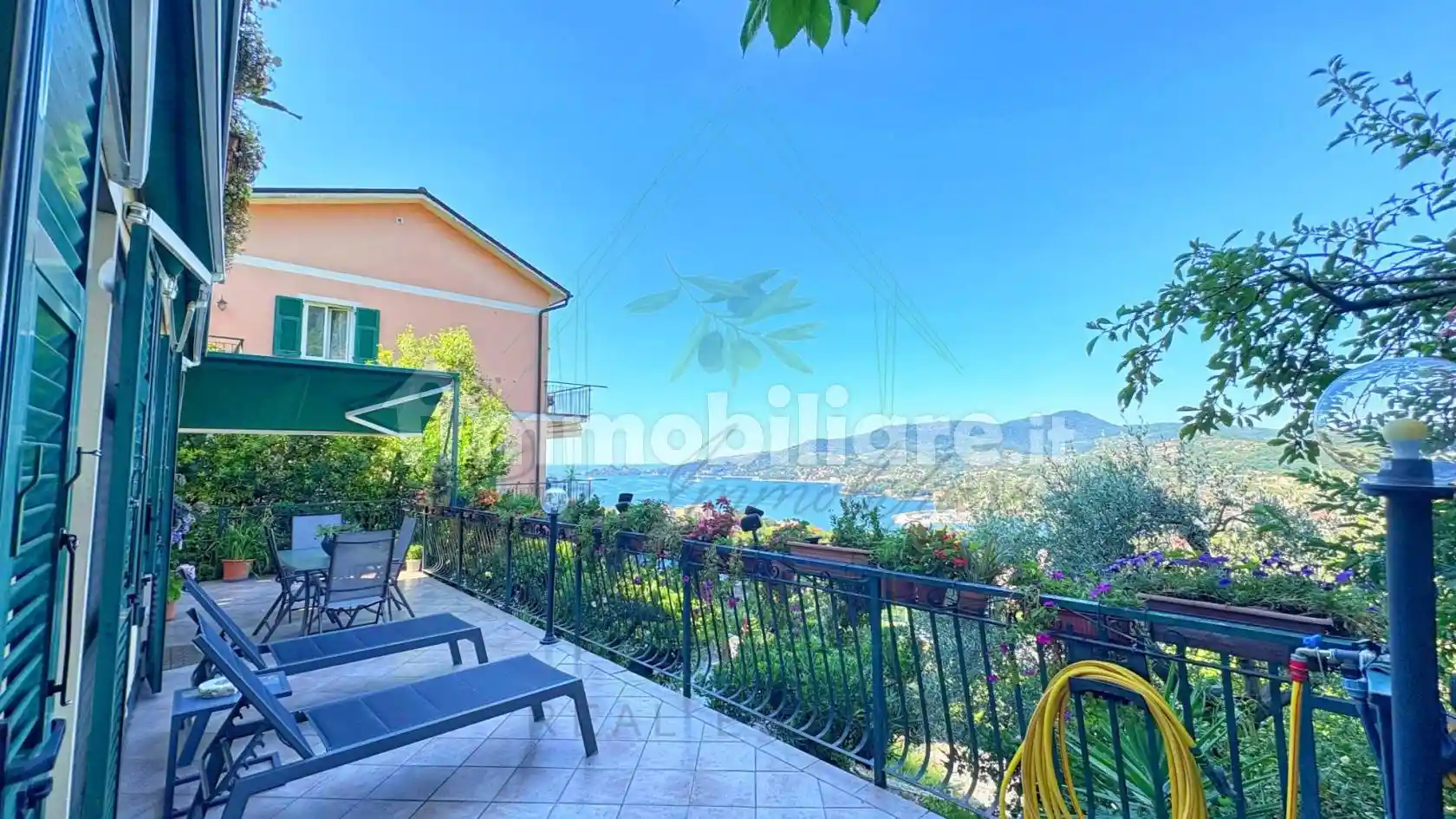 Villa in vendita a Rapallo
